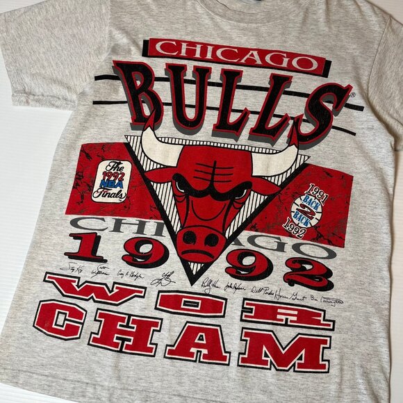 1992 Chicago Bulls World Champions AOP Tee L - Picture 3 of 9